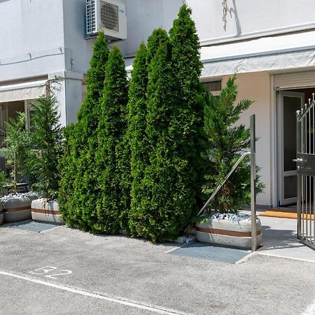 Stylish Apartment Mediterraneo 波雷奇 外观 照片