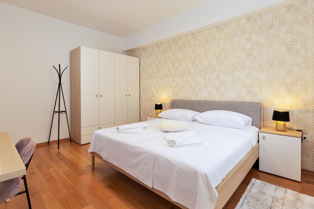 Stylish Apartment Mediterraneo 波雷奇 外观 照片