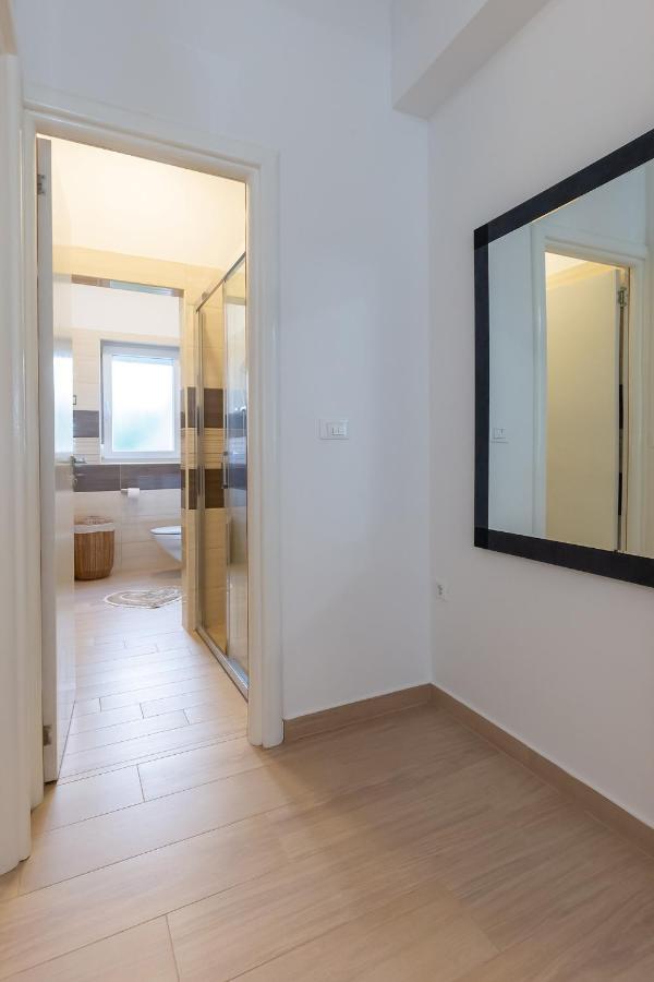 Stylish Apartment Mediterraneo 波雷奇 外观 照片